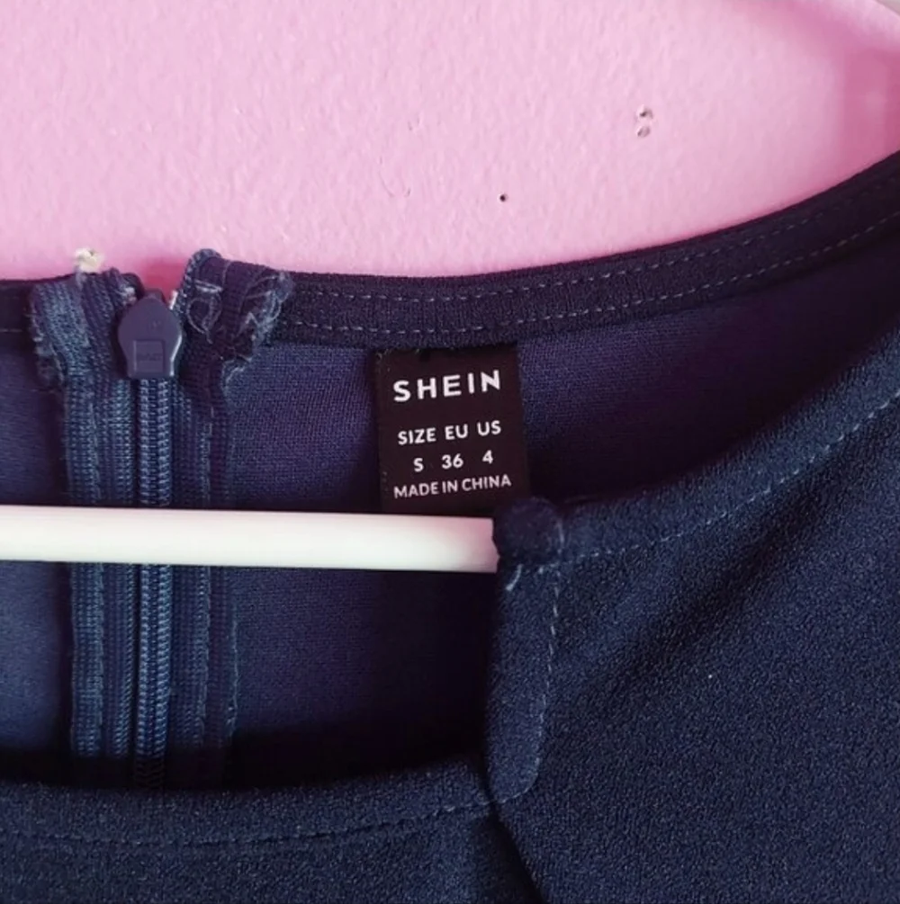 SHEIN chic navy